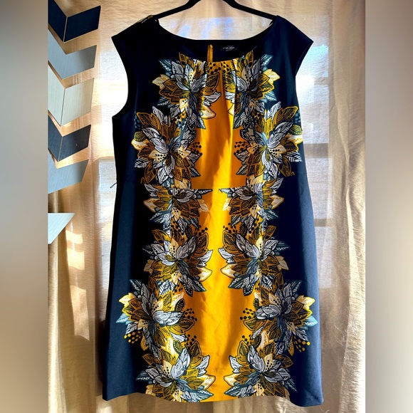 Voir Voir Dresses & Skirts - NWT Voir Voir Mustard Floral Sheath Dress 20W